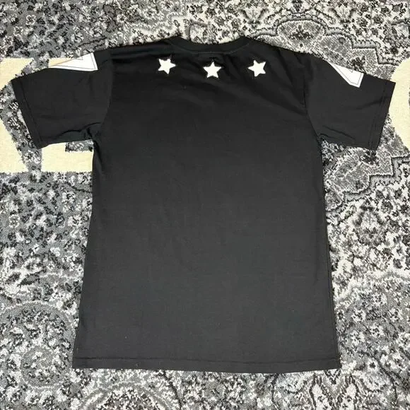 Givenchy Paris Star Patch Black T Shirt 47 Men’s Sz L Preowned - Picture 2 of 4
